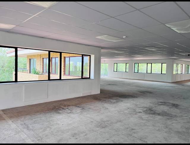 367M² OFFICE TO LET IN VORNA VALLEY